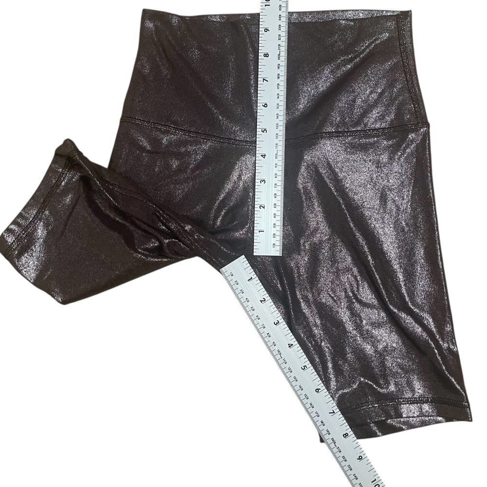 lululemon athletica Metallic copper Compression Athletic Shorts - Picture 8 of 8